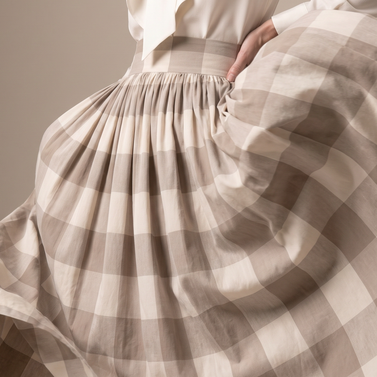 The Ball Skirt — Beige Check